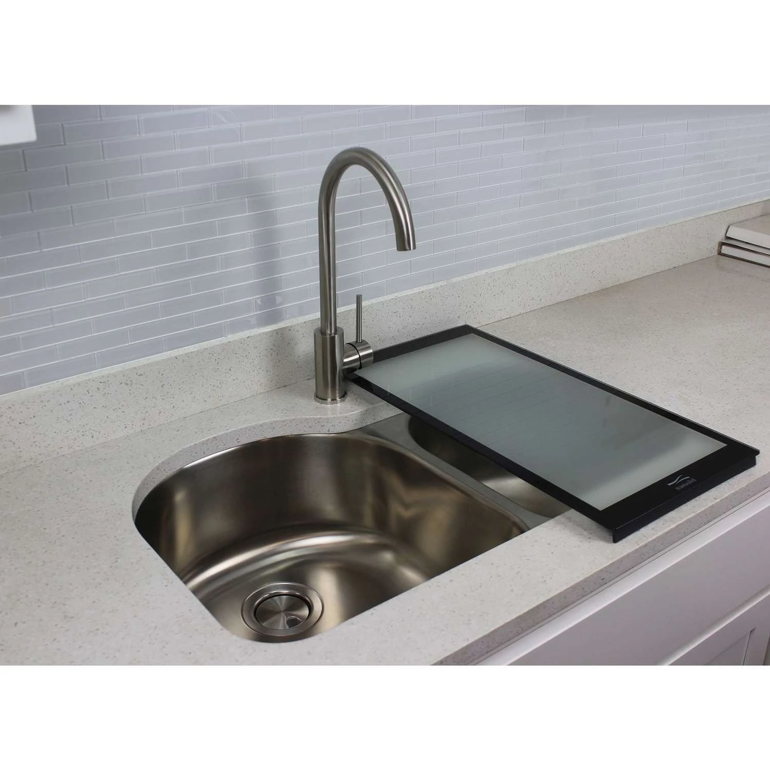 Transolid One Handle Stainless Steel Kitchen Faucet 3 Transolid One Handle Stainless Steel Kitchen Faucet - Image 3