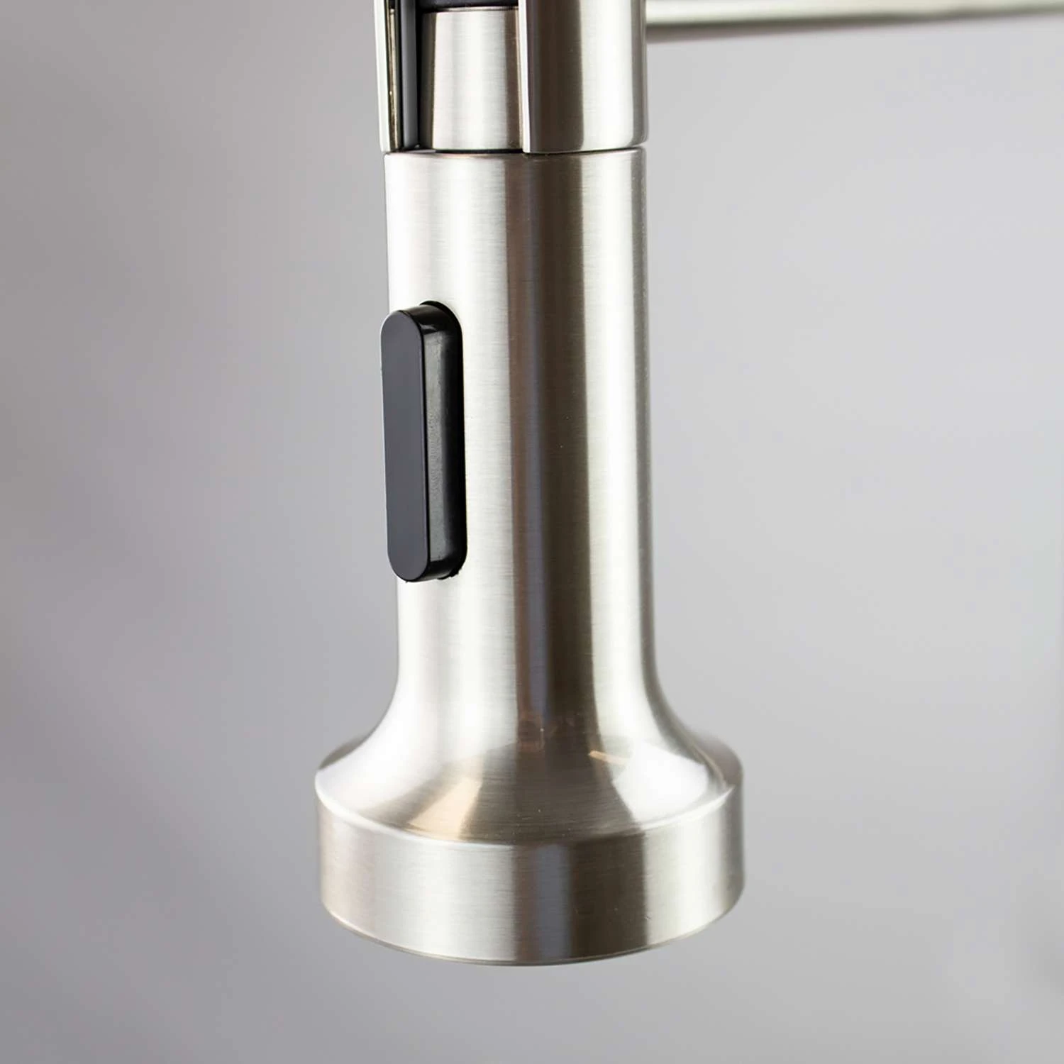 Transolid Cuisine Pro One Handle Stainless Steel Pull-Out Kitchen Faucet 5 Transolid Cuisine Pro One Handle Stainless Steel Pull-Out Kitchen Faucet - Image 5