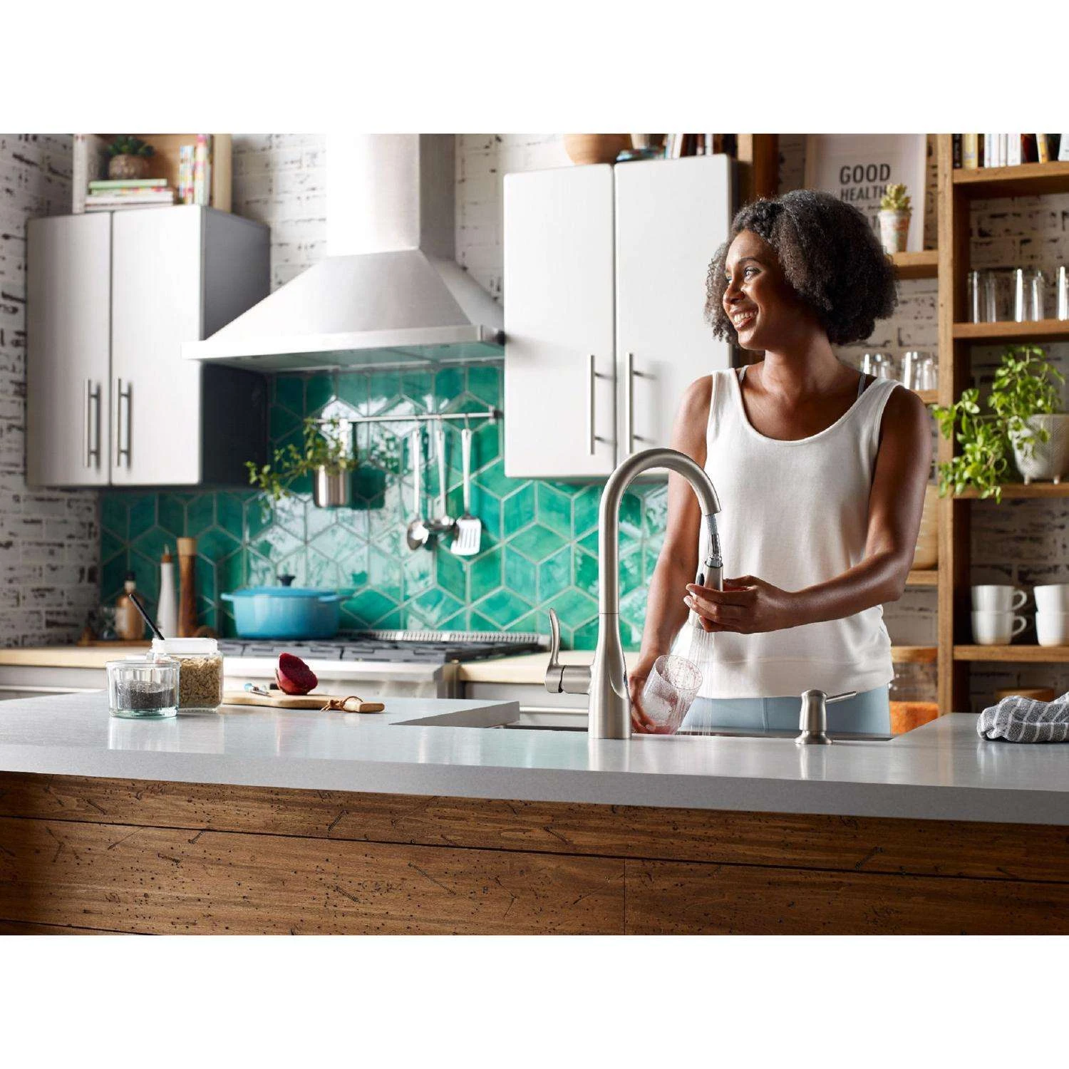 Moen Arlo One Handle Stainless Steel Motion Sensing Pull-Down Kitchen Faucet 5 Moen Arlo One Handle Stainless Steel Motion Sensing Pull-Down Kitchen Faucet - Image 5